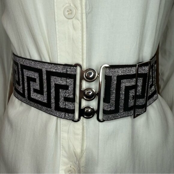 Silver black elastic waistband belt with silver tone buckle - Picture 1 of 8
